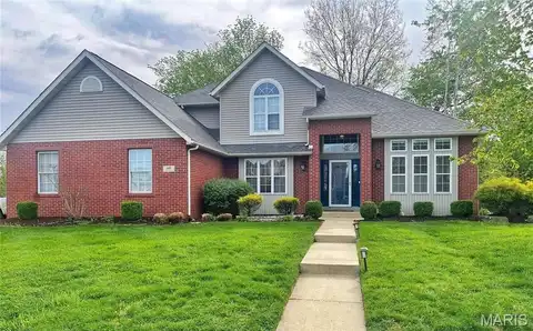 1146 ILLINI Drive, O'Fallon, IL 62269