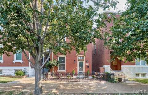 2719 Arsenal Street, Saint Louis, MO 63118