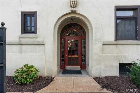 605 Westgate Avenue, Saint Louis, MO 63130