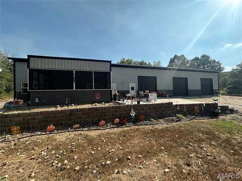 3188 Old Route V, Cape Girardeau, MO 63701