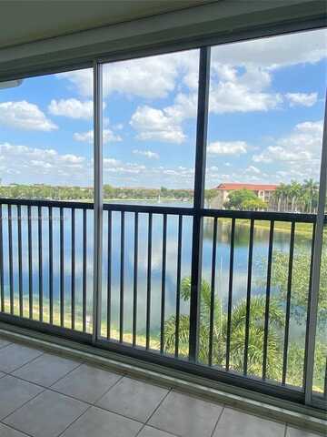 13101 SW 15th Ct, Hollywood, FL 33027