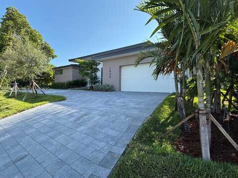 undefined, Hollywood, FL 33019