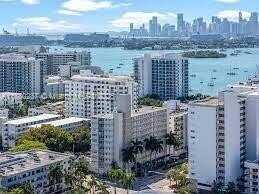 1300 Lincoln Rd, Miami Beach, FL 33139