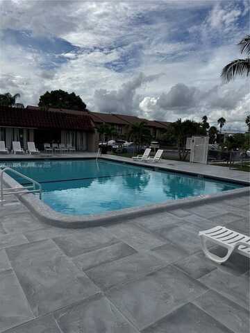 4866 Sheridan St, Hollywood, FL 33021