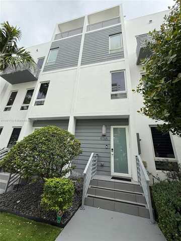 9165 NW 33rd St, Doral, FL 33172