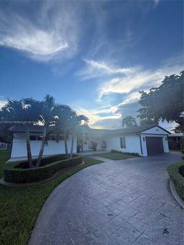 6860 Miami Lakes Dr, Miami Lakes, FL 33014