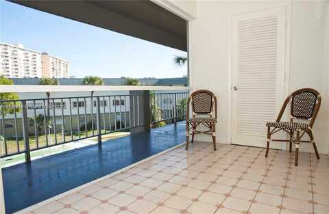 270 Layne Blvd, Hallandale Beach, FL 33009