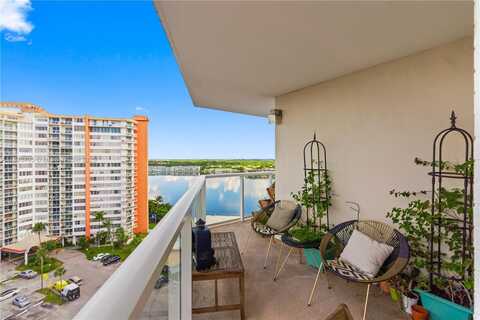 1351 NE Miami Gardens Dr, Miami, FL 33179