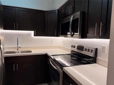 10001 W Bay Harbor Dr, Bay Harbor Islands, FL 33154