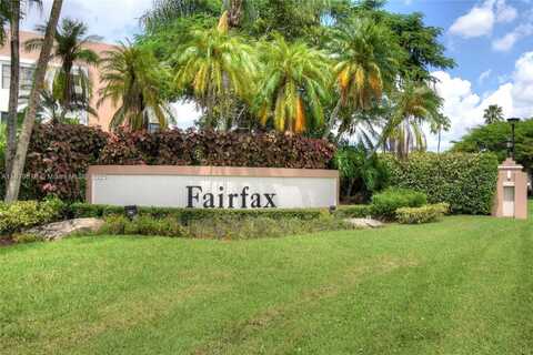 7632 Fairfax Dr, Tamarac, FL 33321