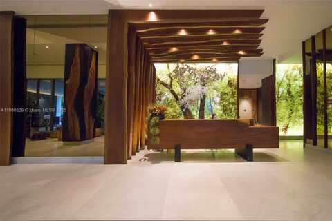 1010 Brickell Ave, Miami, FL 33131