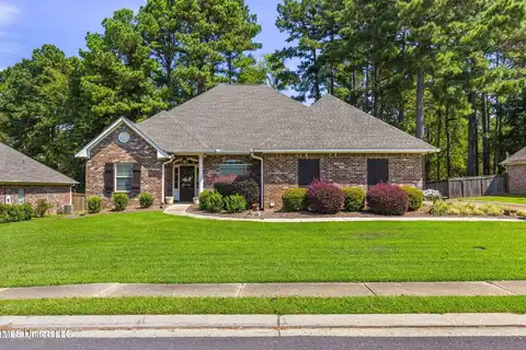 124 Hartfield Drive, Madison, MS 39110