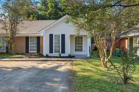 327 Peach Orchard Drive, Ridgeland, MS 39157