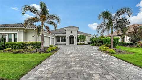 16609 BERWICK TERRACE, LAKEWOOD RANCH, FL 34202