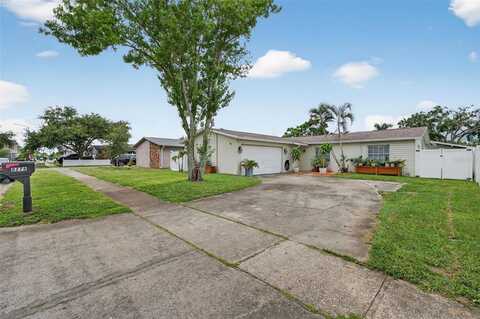 8276 91ST STREET, SEMINOLE, FL 33777