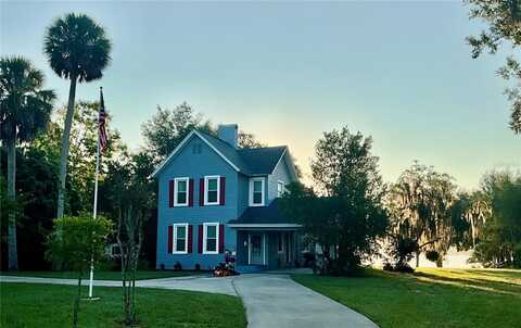 243 S CENTRAL AVENUE, UMATILLA, FL 32784