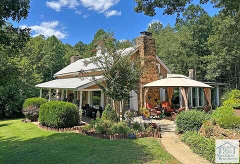 720 Crestridge Rd, Bassett, VA 24112