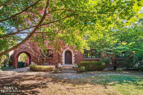 502 Pemberton, Grosse Pointe, MI 48230