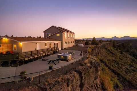 9813 Geneva View Road, Terrebonne, OR 97760