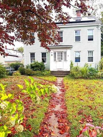 9 Oakland St, Boston, MA 02135