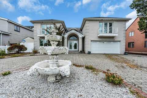 52 16th Street, Toms River, NJ 08753