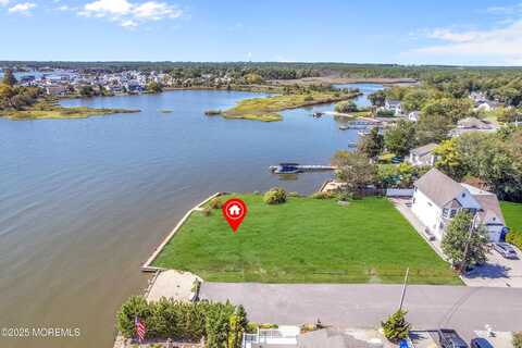 2 Cedar Tree Lane, Toms River, NJ 08753