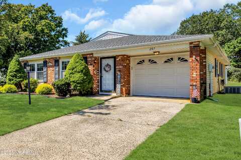 207 Lions Head Boulevard S, Brick, NJ 08723