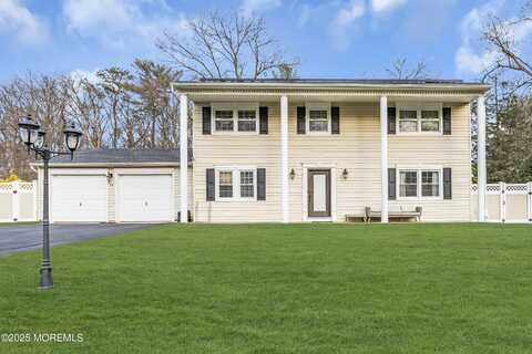14 Regina Road, Morganville, NJ 07751