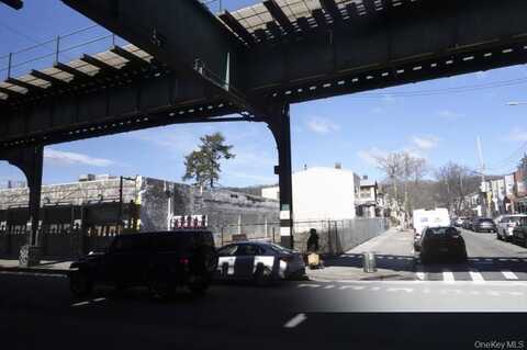 78-19 Jamaica Avenue, Woodhaven, NY 11421