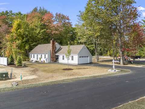 4 Cider Mill Lane, Kennebunk, ME 04043