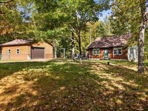 193 Berry Pit Road, Hudson, ME 04449