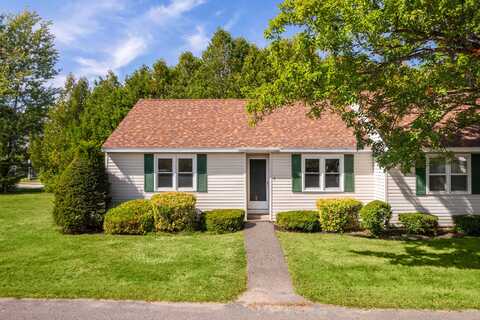 8 Nottingham Drive, Saco, ME 04072