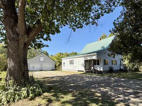 44 Penobscot Avenue, Howland, ME 04448