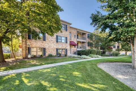 1750 Fayette Walk, Hoffman Estates, IL 60195