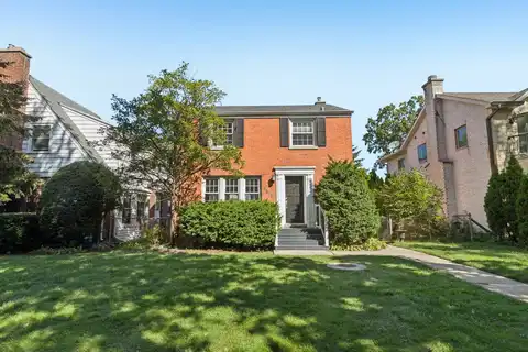 5352 Greenwood Street, Skokie, IL 60077