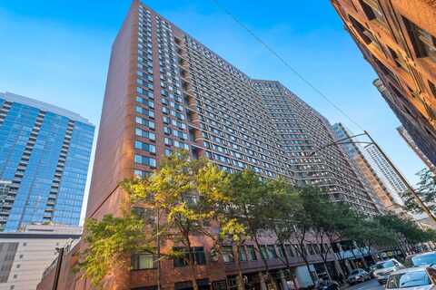 211 E Ohio Street, Chicago, IL 60611