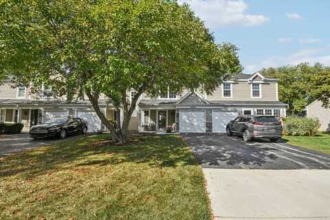 1996 College Green Drive, Elgin, IL 60123