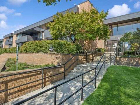1255 N STERLING Avenue, Palatine, IL 60067