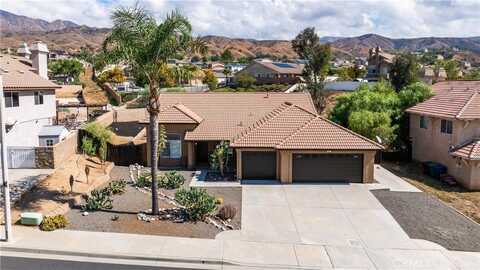 29630 Carro Amano Lane, Highland, CA 92346
