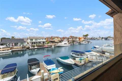 17086 Bluewater Lane, Huntington Beach, CA 92649