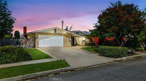 1427 Laramie, Redlands, CA 92374