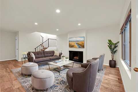 263 E Sierra Madre Boulevard, Sierra Madre, CA 91024