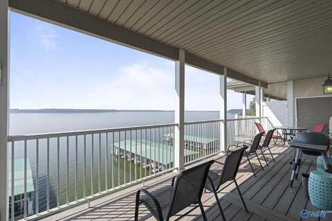 5590 Bay Village Drive, Athens, AL 35611