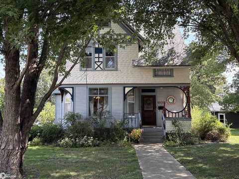 605 S Clark Street, Forest City, IA 50436