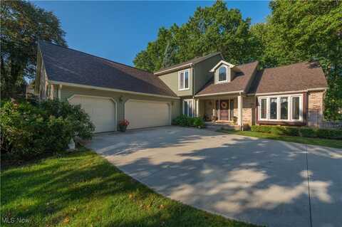 1900 Sperrys Forge Trail, Westlake, OH 44145