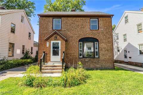 854 Keystone Drive, Cleveland Heights, OH 44121