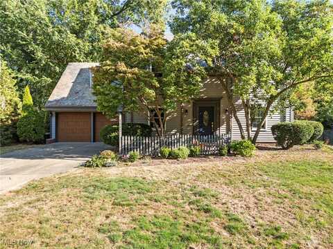 1312 Lennox Avenue NE, Massillon, OH 44646