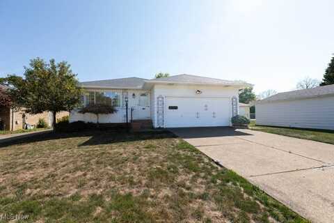 735 E 241st Street, Euclid, OH 44123
