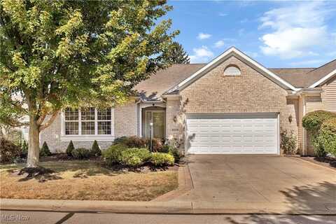 3598 Elmhurst Circle, Uniontown, OH 44685