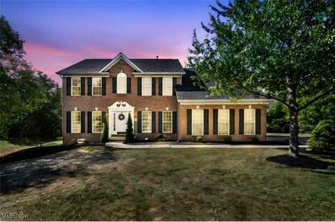1255 Arlet Court, Broadview Heights, OH 44147